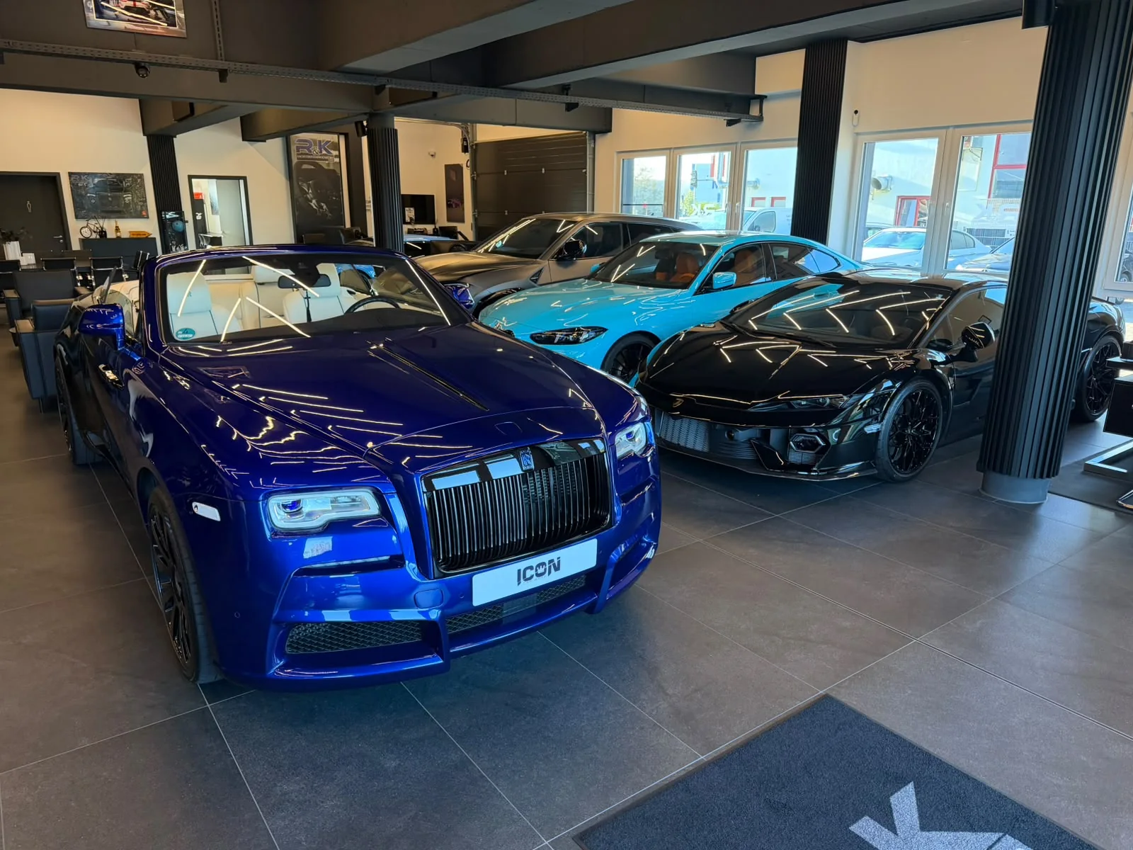 ICONCARWRAP Showroom Projekte